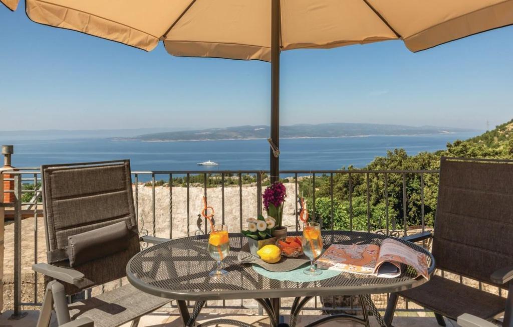 Villa Kristina - Ferienhaus Baška Voda - Topići, Private Outdoor Swimmingpool, WiFi Exterior foto